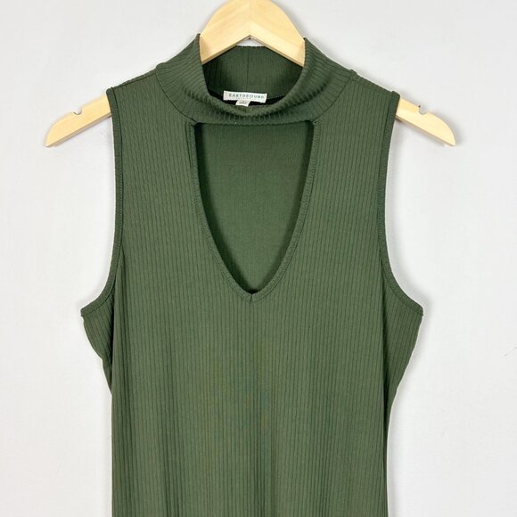 Earthbound Olive Green Ribbed Maxi Dress Keyhole Neck Size Large Women's - Picture 2 of 4